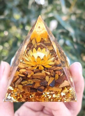 外贸款虎眼石金字塔摆件碎石滴胶树脂工艺品家居办公车载装饰用品