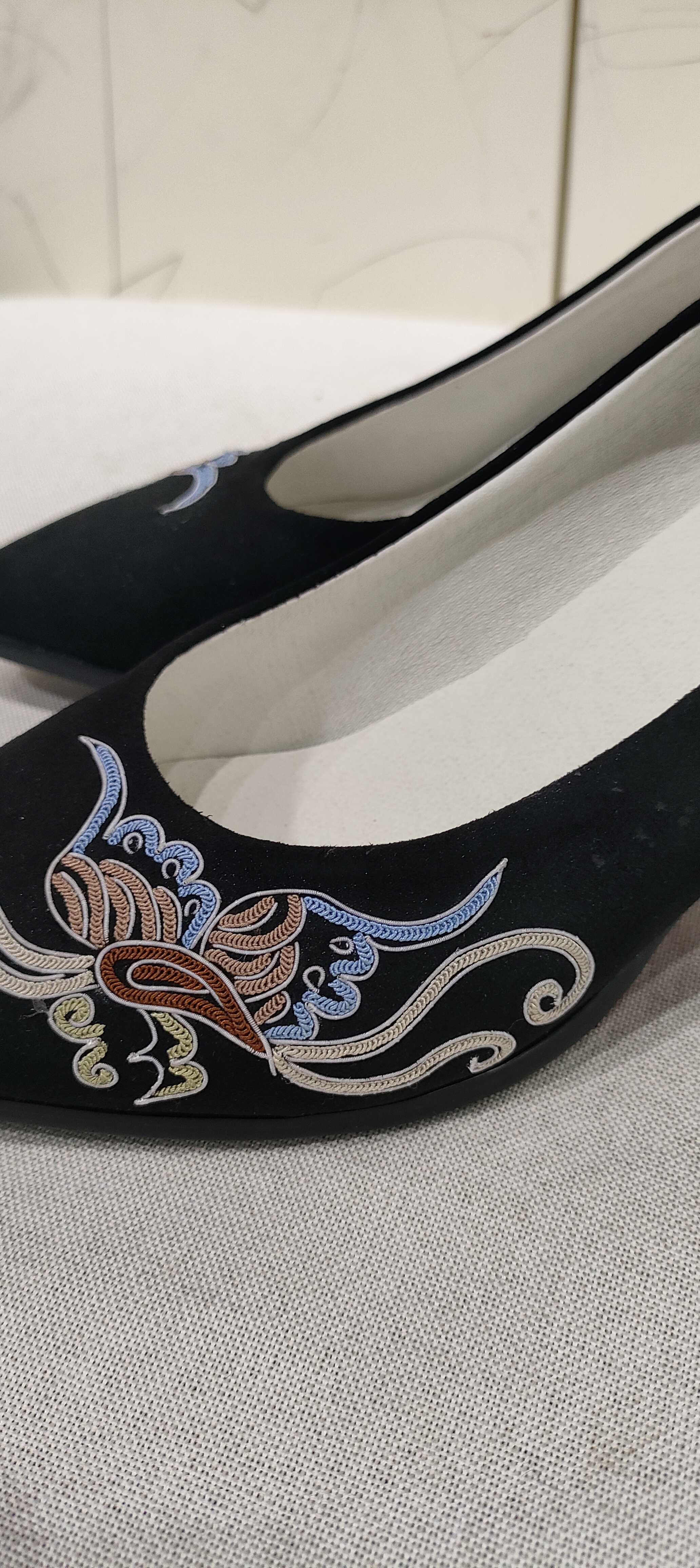 三都水族非遗马尾绣鞋纯手工绣花非遗文化传承高跟鞋细跟婚鞋民族 - 图2