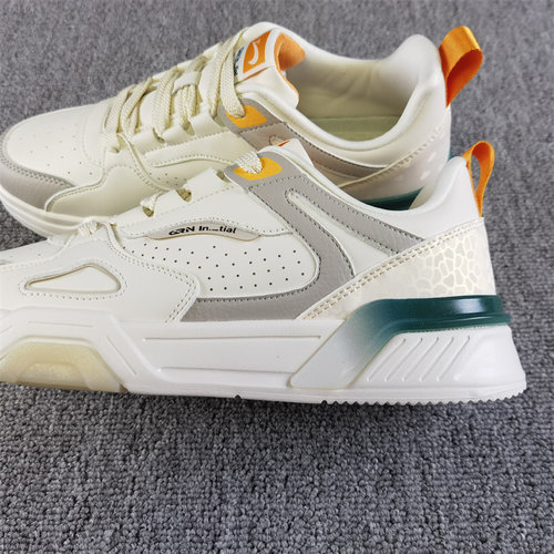 贵人鸟男鞋2025春季新款男士时尚透气舒适耐磨运动简约百搭板鞋 - 图2