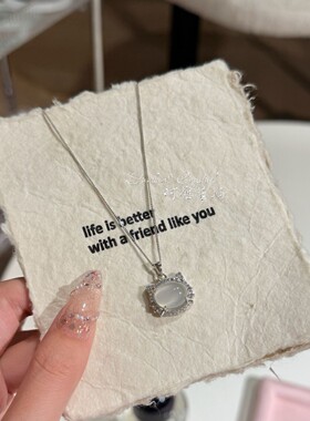 可爱猫头仿玉髓项链2026小众设计时尚感颈链轻奢百搭锁骨链饰品