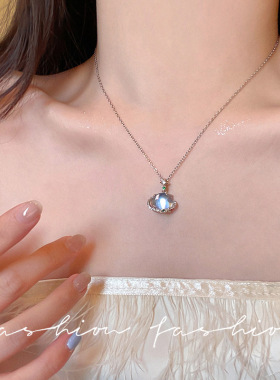 韩系ins风幻彩琉璃星球项链镶钻土星吊坠轻奢感百搭锁骨链