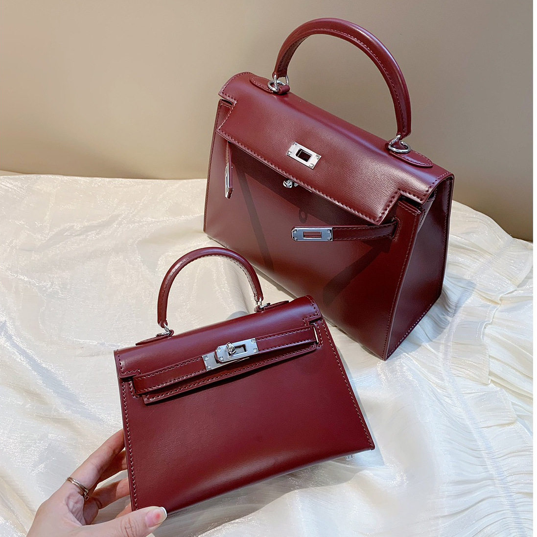 2024新款迷你复古真皮二代凯利包BOX光面牛皮银扣单肩斜挎手提包,淘宝优惠券,粉丝福利购,淘宝优惠卷