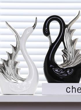 简约创意黑白天鹅一对摆件