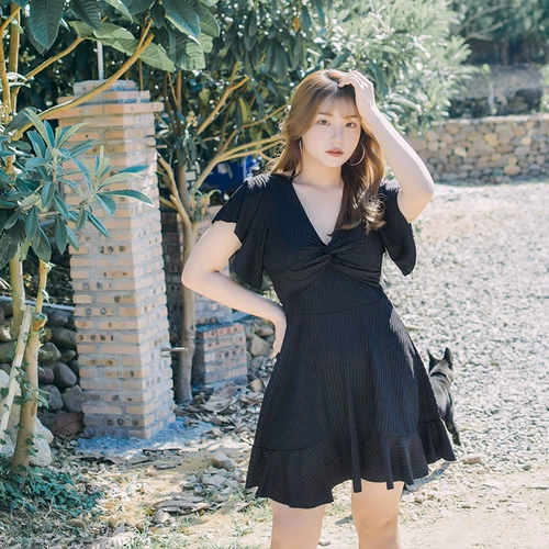 Большой купальный купальник самка 200 кот консервативно консервативно -консервативная, тонкая, тонкая, горячая пружина, горячая пружина, мм, мясо с коротким рукавом висящей шею новая