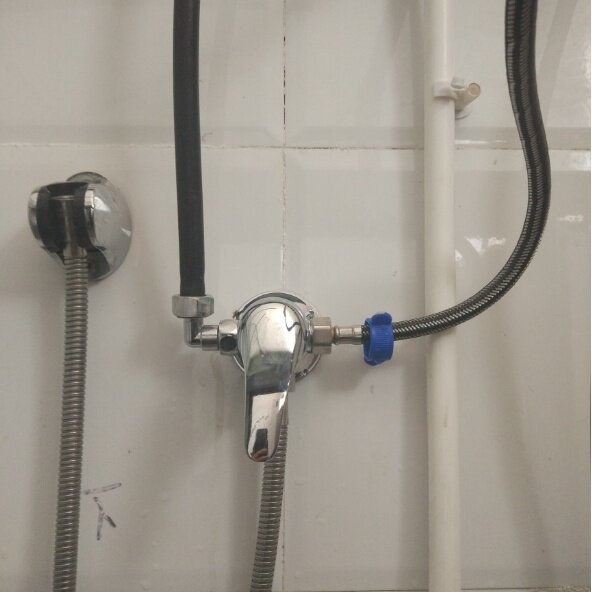 电热水器贴墙式 明装花洒淋浴阀冷热开关 带上水 太阳能混水阀