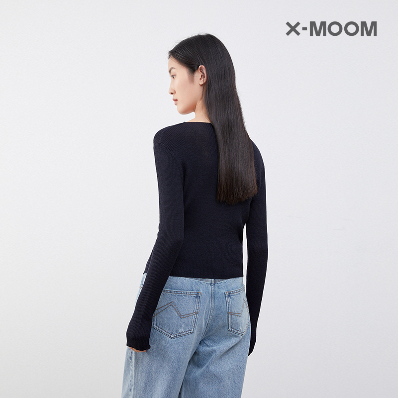 【商场同款】X--MOOM秋季新款毛衣女休闲前短后长式针织衫 - 图1