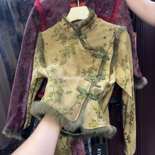 秋冬新款复古氛围感上衣新中式国风盘扣拼接毛领长袖开衫小外套女 - 图1