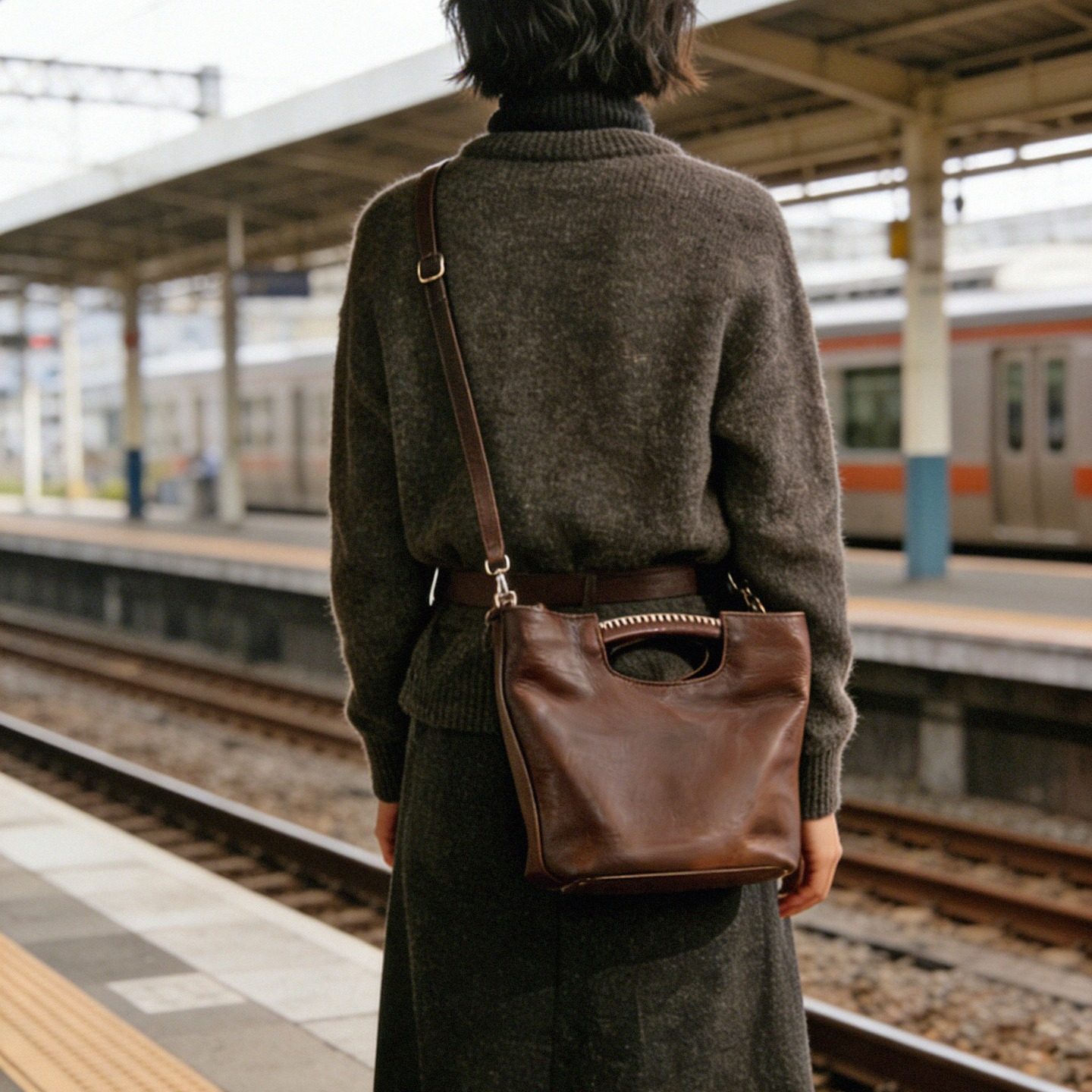 禾二HIR头层植鞣牛皮复古花篮包手提单肩斜挎油蜡真皮文艺休闲包,淘宝优惠券,粉丝福利购,淘宝优惠卷