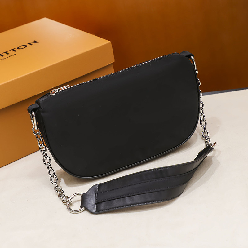 2020新款潮bm法式腋下女尼龙链条包 快乐猫头鹰工作室女士包袋