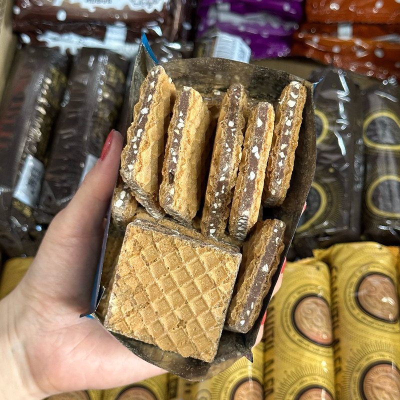 俄罗斯kdv进口ROMBO巧克力威化饼干榛子味夹心可可小麦零食华夫饼 - 图1