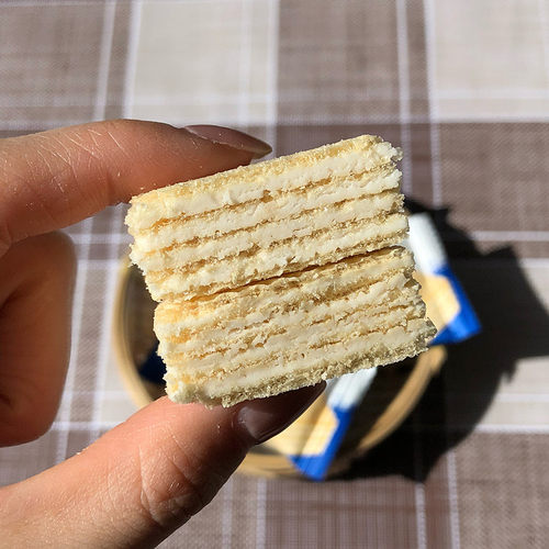 俄罗斯进口阿孔特小农庄冰淇淋威化饼干奶油牛奶夹心原装瓦夫网红 - 图2