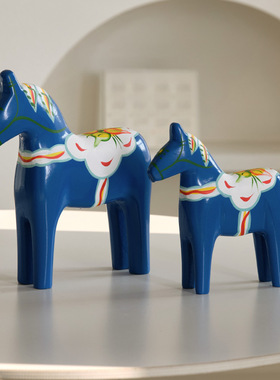 欧式轻奢红马摆件结婚礼物品北欧手绘达拉木马招财创意家居装饰品