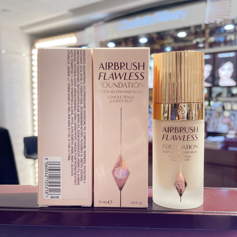 原装进口 香港柜~Charlotte tilbury/CT轻盈款无暇遮瑕粉底液30ml - 图0