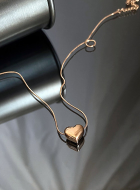 钛钢爱心项链不掉色女轻奢简约夏