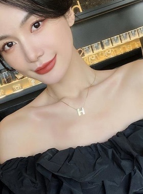 钛钢项链简约百搭字母不掉色