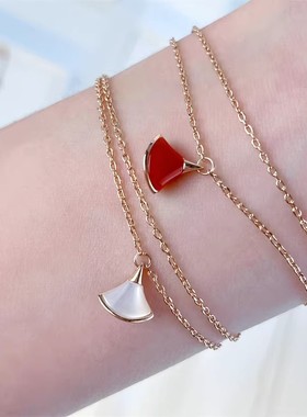 小裙子手链女18K玫瑰金天然白贝母红玉髓扇形小扇子手环不掉色