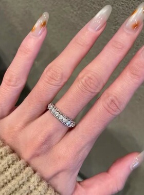 S925纯银戒指闪碳钻锆石排圆圈镂空轻奢高端小众级设计感个性时尚