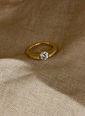 S925纯银戒指可转动悬浮碳钻轻奢高端小众级设计感时尚百搭潮环女