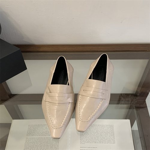 2025年春季法式复古韩版尖头低跟单鞋女通勤一脚蹬气质小皮鞋 - 图1