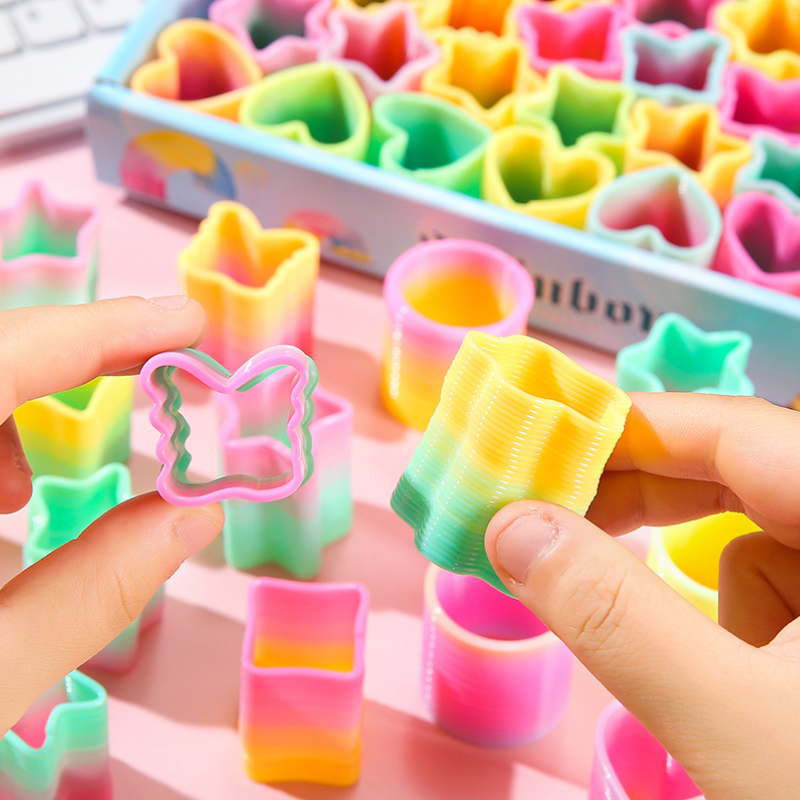 幼儿园学生奖品生日礼品地推儿童玩具礼物男孩女孩创意异形彩虹圈