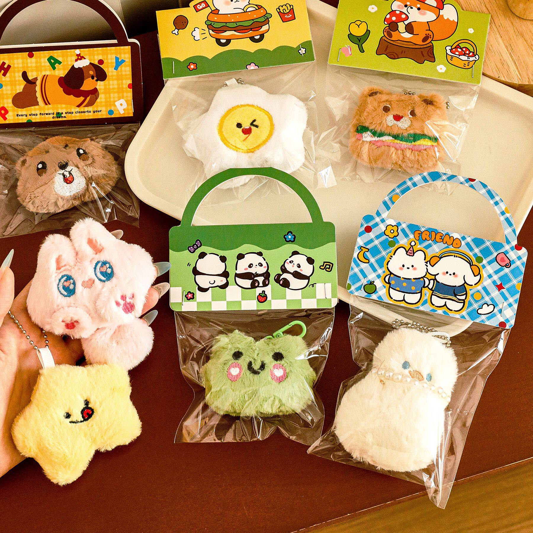 创意礼物毛绒玩偶挂件生日礼盒送女生朋友实用礼品学生奖品伴手礼