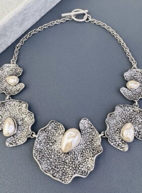 新款复古时尚夸张珍珠项链