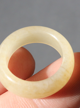 方言和田玉且末料糖白玉精美戒指