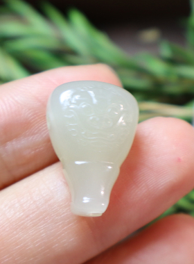 俄罗斯碧玉冰底阳绿逍遥佛公吊坠