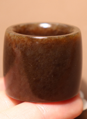 方言精品和田玉新疆且末料高脂油润全糖糖玉内径22.5mm豪华扳指O2