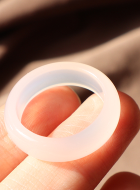 高冰种荔枝冻白月光17mm玉髓戒指