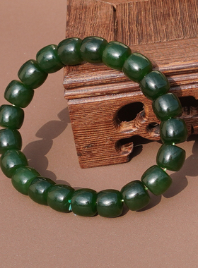 和田玉老俄料高油细腻辣阳绿碧玉