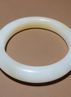 方言正品且末羊脂白玉高冰手镯