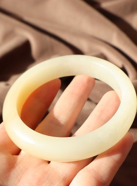 新疆且末老坑料糖白玉卡55mm手镯