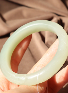 青海晴水54mm花开富贵雕花手镯