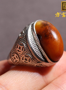 方言聚红皮白玉籽料银镶原石戒指