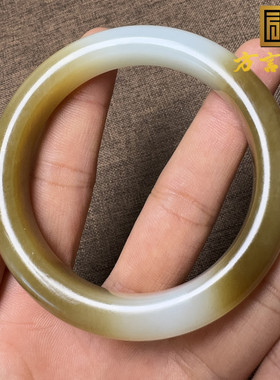 惊呆了方言和田玉精品珍藏级新疆且末细腻油润糖白玉卡54mm手镯X5