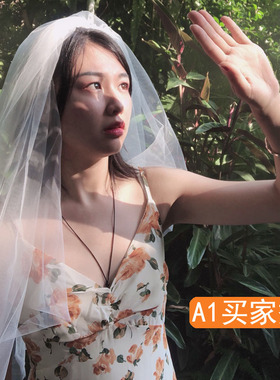 短款网红拍具领证白色婚纱头纱