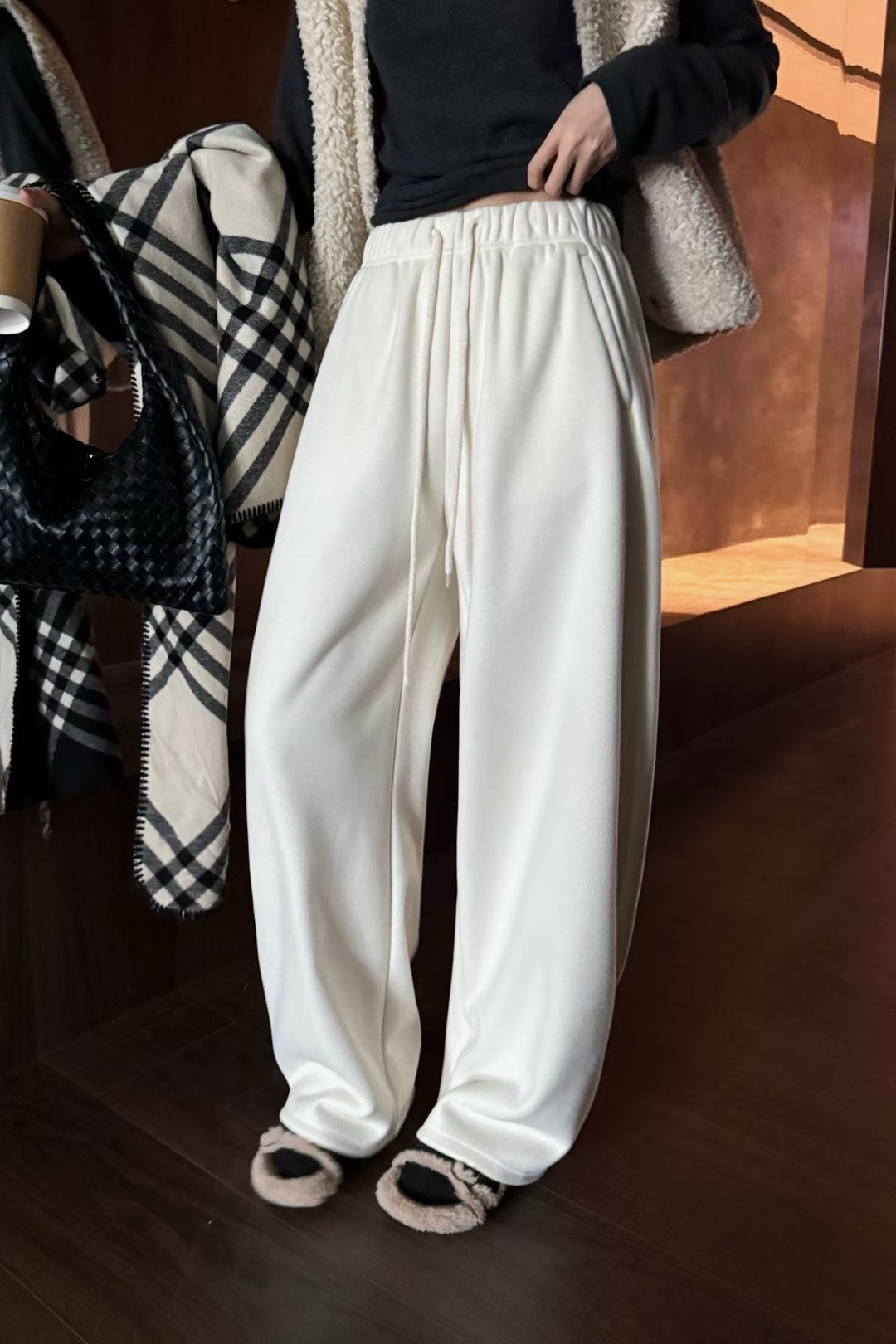 zuowei8592冬季新款高腰抽绳阔腿弯刀裤zzuowooon可束脚卫裤 - 图0