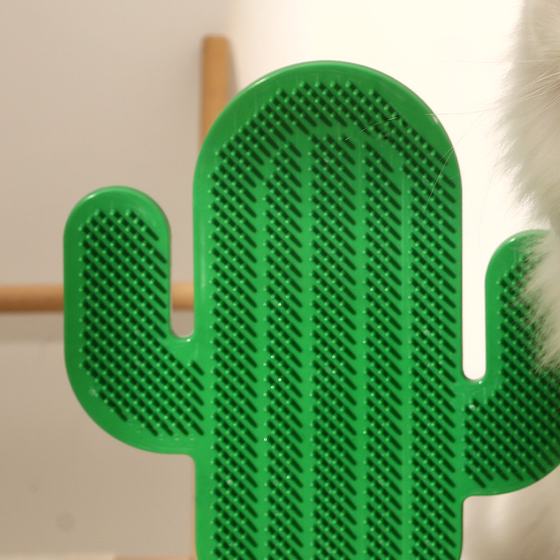 Cat scratching tool vertical cactus cat scratching post