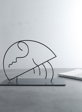 电视柜黑色线条样板间软装饰品