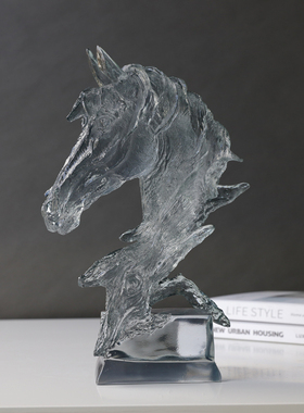 现代简约透明马头雕塑摆件客厅