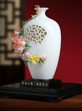 查彩瑞金奖作品繁花似锦韵承东方