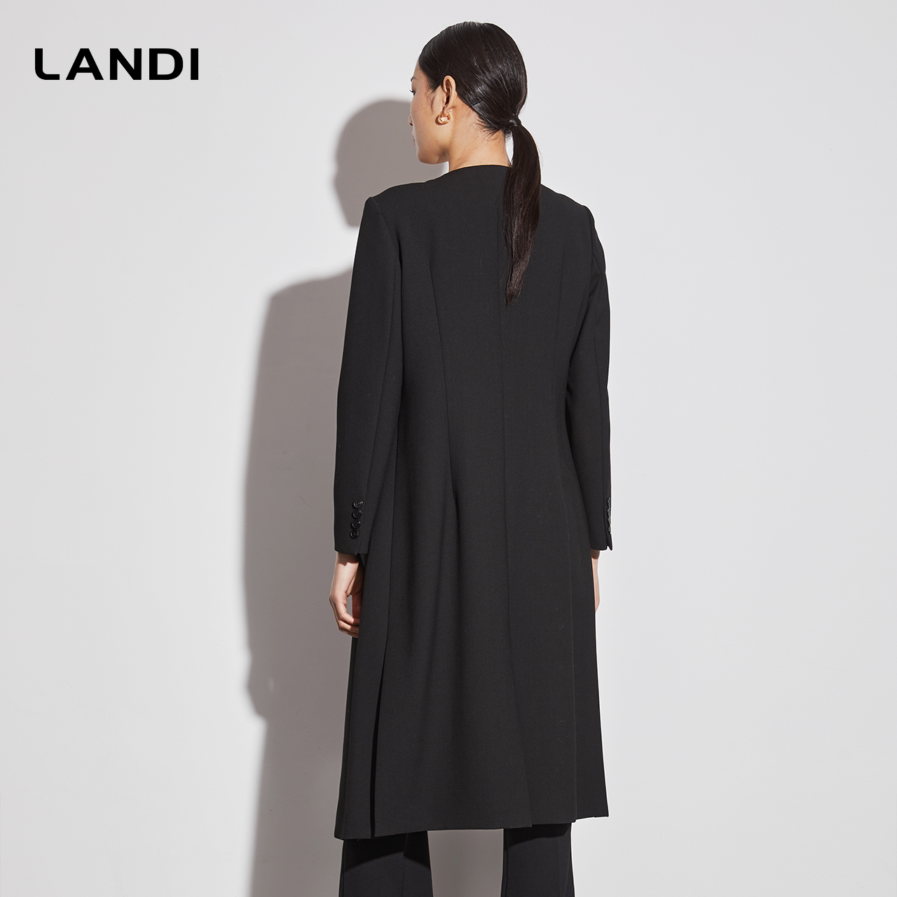 LANDI蓝地黑色圆领羊毛修身设计感中长款风衣外套女2023秋季新款