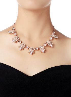 URCHOICE花朵水晶轻奢锁骨链