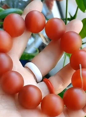 天然红玛瑙手串哑光磨砂时尚