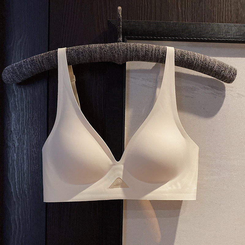 果冻条无痕夏季大胸显小收副乳文胸 祺蕾文胸