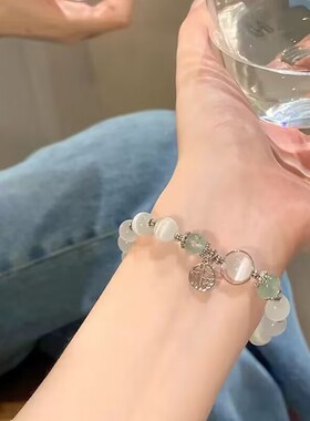 玻璃材质蝴蝶手链女小众设计灰月光手串百搭气质潮学生