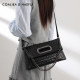 Hong Kong purchasing woven folding bag high-end armpit bag