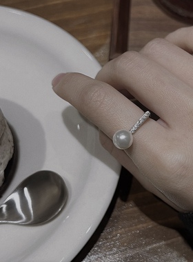 纯银镀白金镶钻戒指重工超质感M家同款 圈口可调节