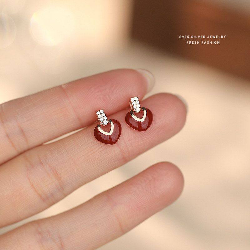 S925纯银新年红色耳环心形爱心耳钉喜庆本命年港风复古百搭耳饰,淘宝优惠券,粉丝福利购,淘宝优惠卷